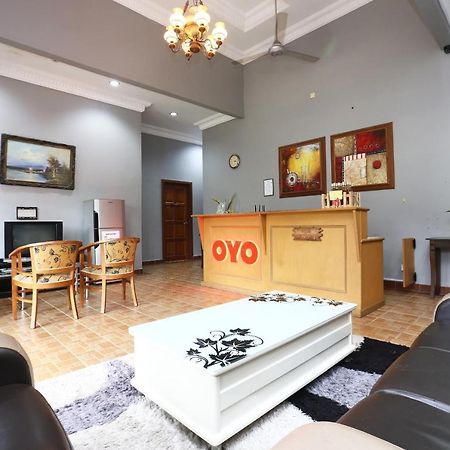 Oyo 89523 Villa Sri Mayang Kuala Terengganu Zewnętrze zdjęcie