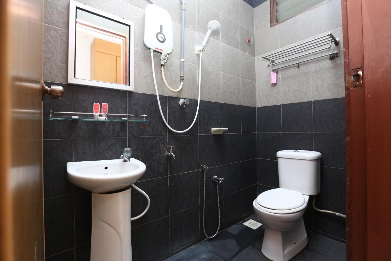 Oyo 89523 Villa Sri Mayang Kuala Terengganu Zewnętrze zdjęcie